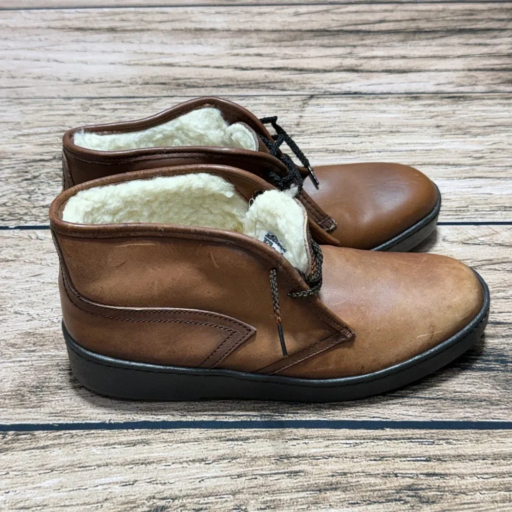 Bates Floaters Chukka Boots Men 10.5M Brown Leather Faux Shearling Lined Desert